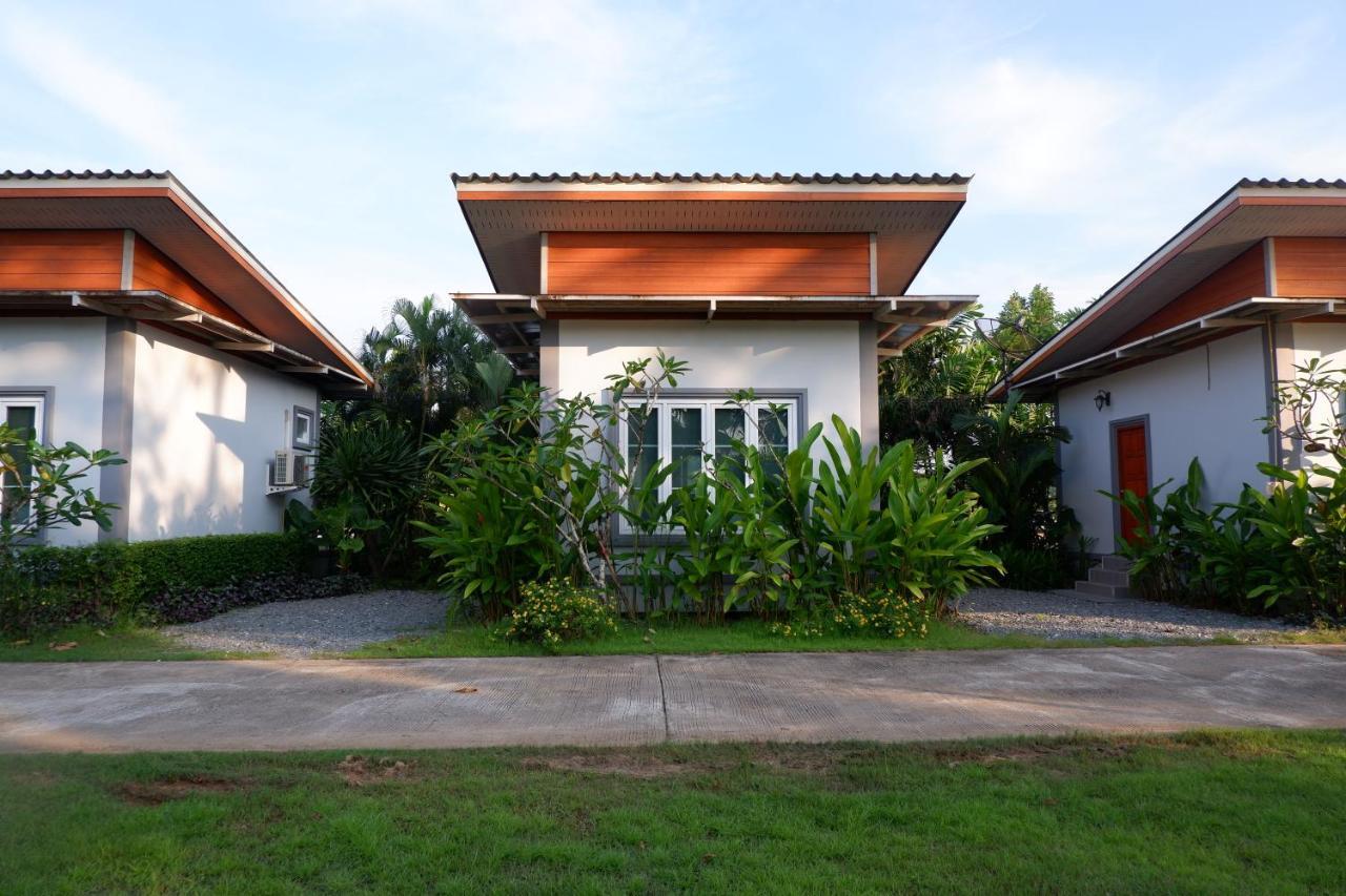 Lamphurai Riverside Resort And Spa Trat Eksteriør billede